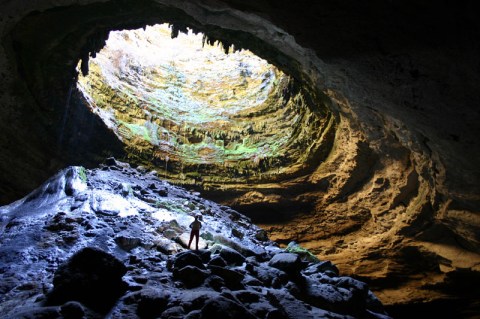Going Into These 8 Caves In Texas Is Like Entering Another World