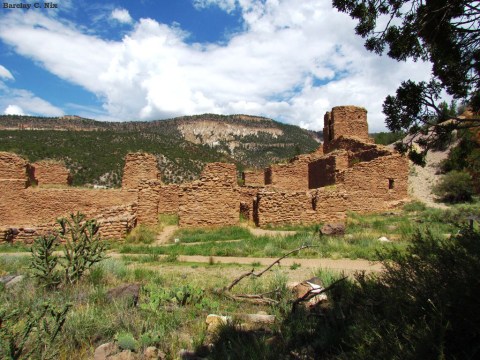 Why Everyone Should Visit Jemez Springs, A Tiny Town In New Mexico