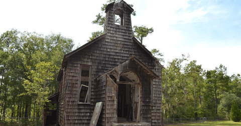 13 Abandoned Places In South Carolina That Nature Is Reclaiming