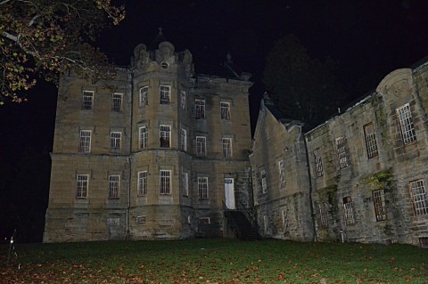 If You Step Inside These 10 Most Haunted Asylums In The U.S., You Might Seriously Regret It