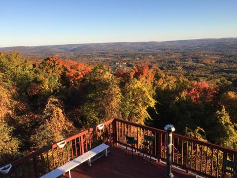 Take A Beautiful Fall Foliage Road Trip To See New York Autumn Colors