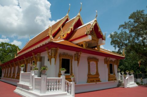 The One Temple In Florida Everyone Must Visit At Least Once