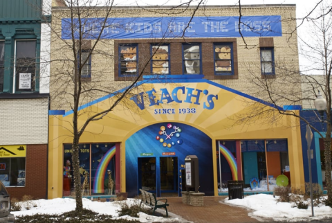 The Massive Toy Store In Indiana That Will Bring Out Your Inner Child