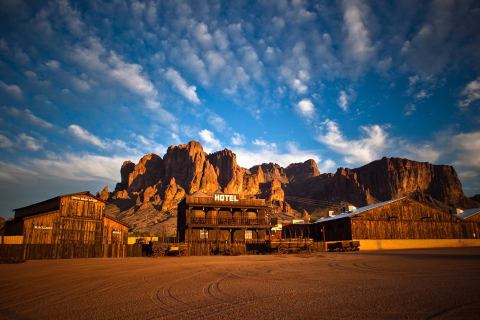 The Unique Restaurant Inspired By Arizona’s Mining History Belongs On Your Bucket List