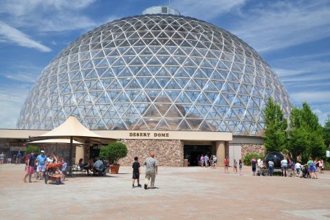 The World’s Largest Indoor Desert Is Right Here In Nebraska And You’ll Want To Visit