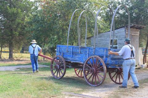 This Arkansas Frontier Farm Is Guaranteed To Make You Feel Like A Kid Again