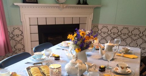 Visit These 9 Charming Tea Rooms In Arkansas For A Piece Of The Past