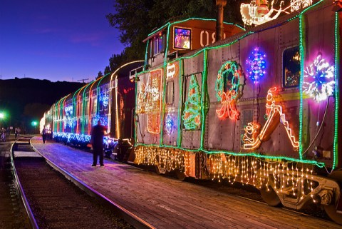 The North Pole Train Ride Near San Francisco That Will Take You On An Unforgettable Adventure