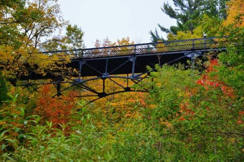The Beautiful Bridge Hike In Wisconsin That Will Completely Mesmerize You