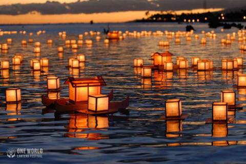 The Water Lantern Festival In New York That’s A Night Of Pure Magic