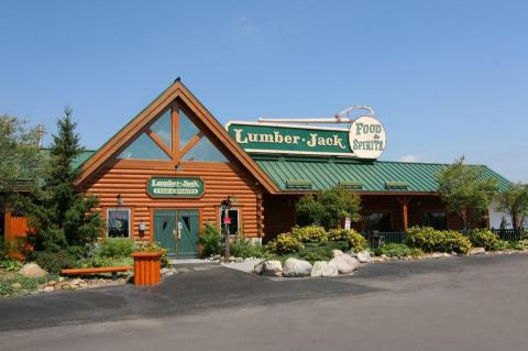 The Old-Fashioned Lumberjack Cafe In Michigan That Will Take You Back In Time