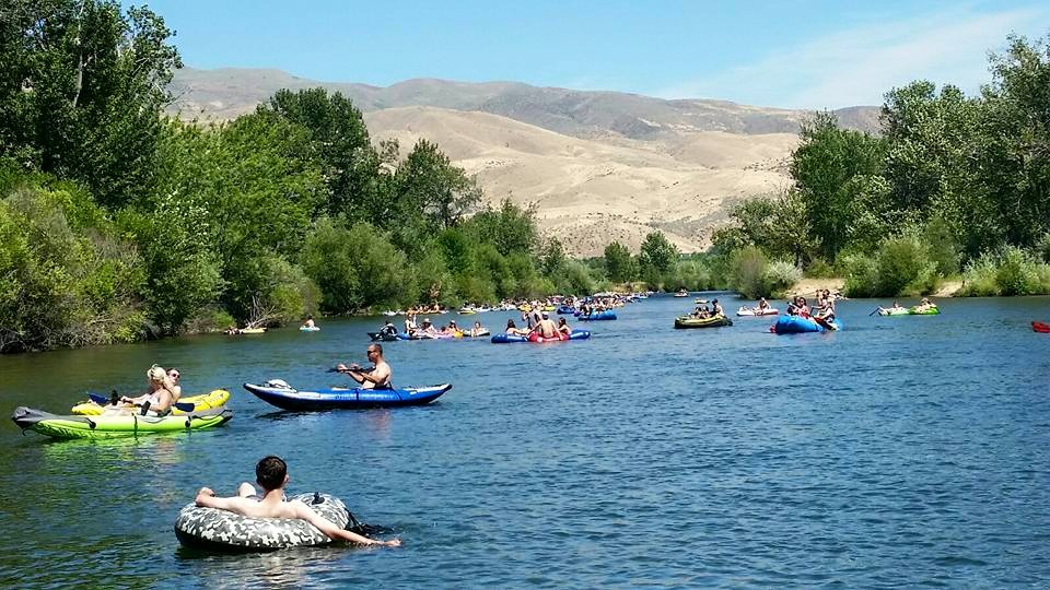 Boise River Tubing Experience The Longest Float Trip In Idaho