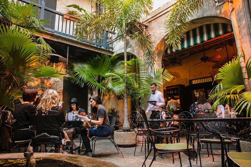 8 Hidden Courtyard Restaurants In New Orleans