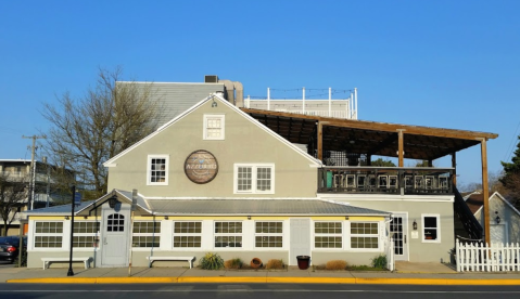 Head To The Coast Of Delaware To Visit The Azzurro Italian Oven, A Charming, Old Fashioned Restaurant