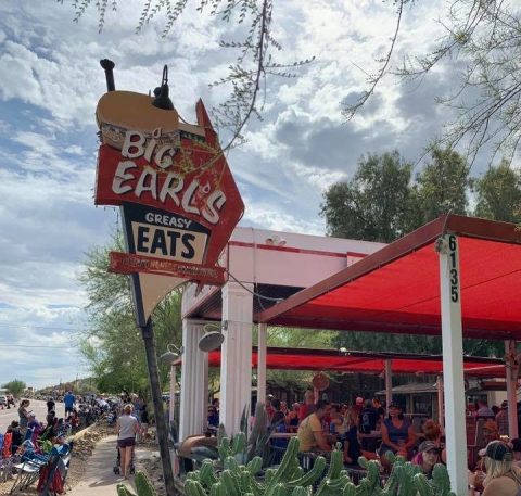 This Timeless 1930s Restaurant In Arizona Sells The Best Burgers In America