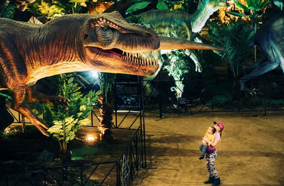 Check Out The New Dinosaur Exhibit, Jurassic Quest In