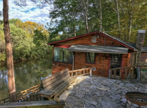 Relax In A Cabin That Hovers Over A River Near Mammoth Cave In Kentucky