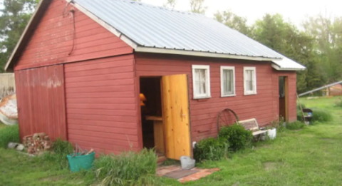 Stay In This Cozy Little Rural Cabin In Nebraska For Less Than $60 Per Night