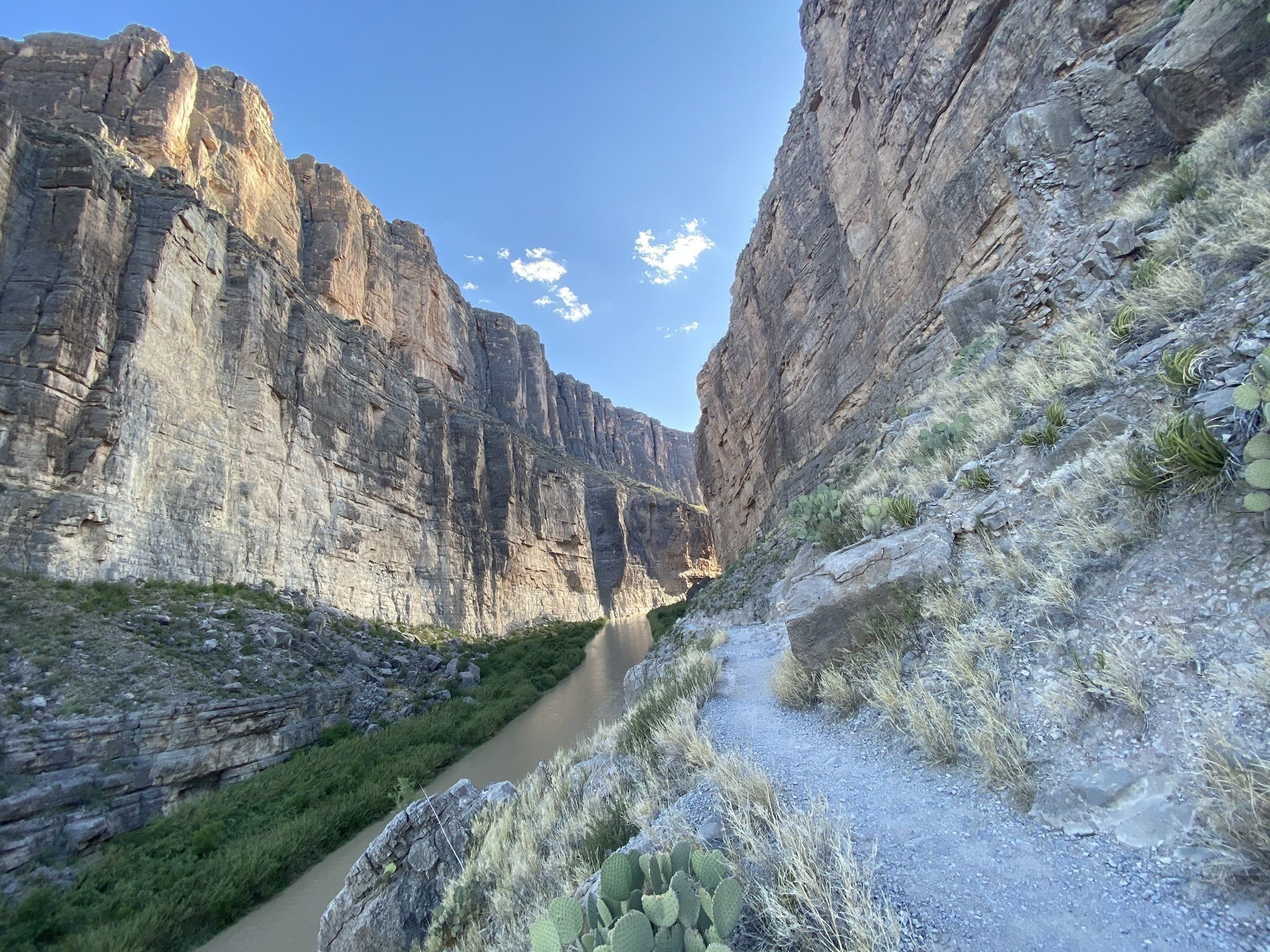 Santa Elena Canyon Trail In Texas Leads You To 1500 Cliffs