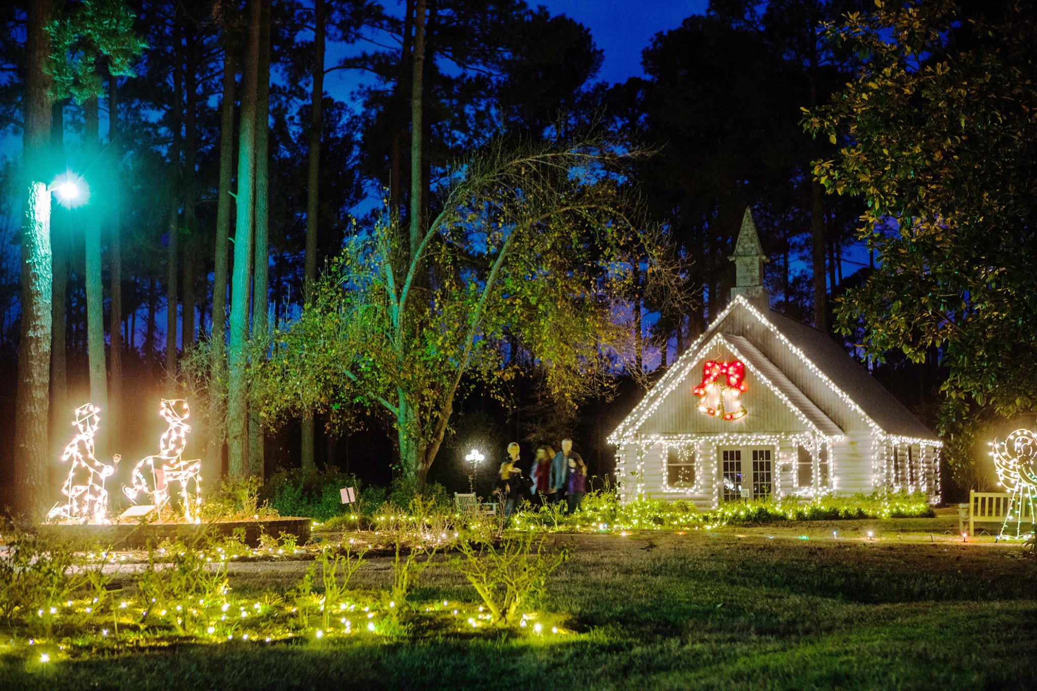 For 37 Years, Christmas In Roseland Has Been A Tradition In Louisiana