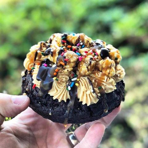 The Donut Stand Is A Pop-Up Pastry Shop In Massachusetts That Serves Over-The-Top Doughnuts