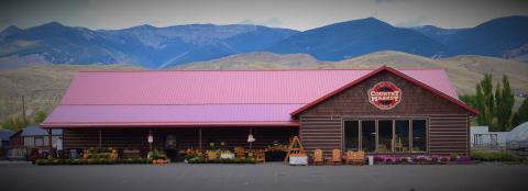 There's A Little Bit Of Amish Country In Idaho At This Quaint Market That's Way Out In The Backcountry
