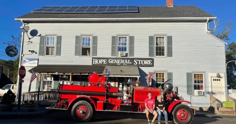 A Trip To One Of The Oldest General Stores In Maine Is Like Stepping Back In Time