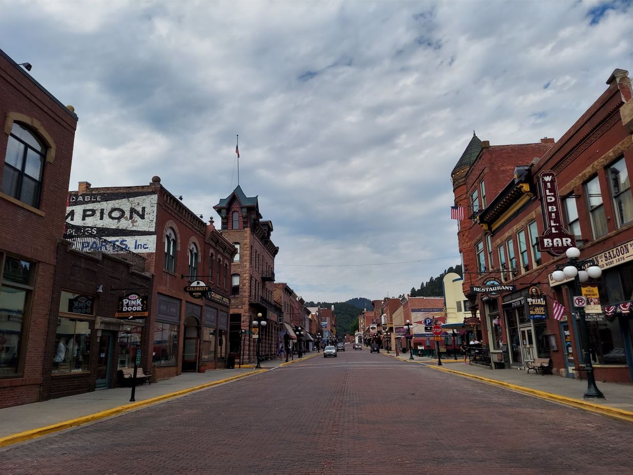 Deadwood: This Town IS Big Enough for the Two of Us