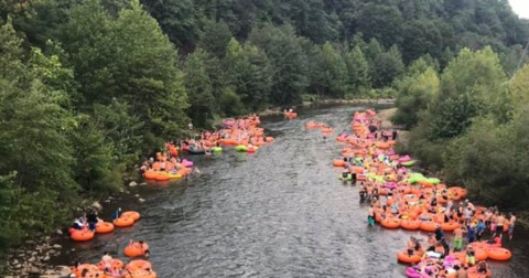 The Longest Float Trip Near Pittsburgh Will Bring Your Summer Tubing Dreams To Life