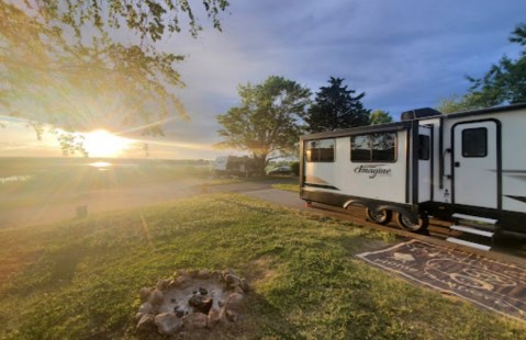 5 Rhode Island Campgrounds That Are Great For A Relaxing Getaway