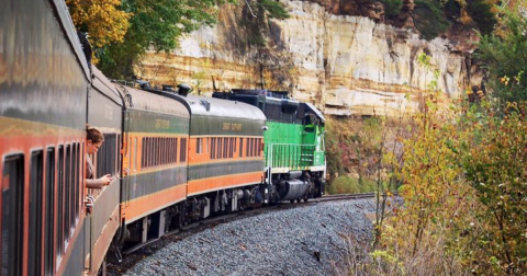 6 Epic Train Rides In Minnesota That Will Give You An Unforgettable Experience