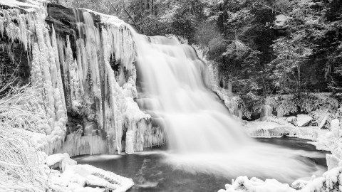 Seeing The Iconic Muddy Creek Falls Covered In Snow Proves That Winter In Maryland Is Magical