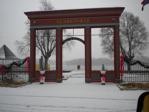 This Missouri Town Is The Grandest Winter Wonderland You’ll Ever Visit