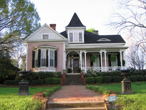 There Are Dozens Of Historic Buildings In This Georgia City