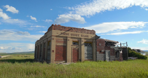 8 Abandoned Places In Montana That Nature Is Reclaiming