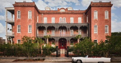 Best Hotels & Resorts in Louisiana: 12 Amazing Places to Stay