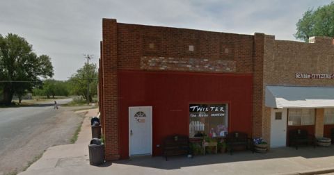 Few People Realize How Much The Twister Movie History Is Preserved In The Small Town Of Wakita, Oklahoma