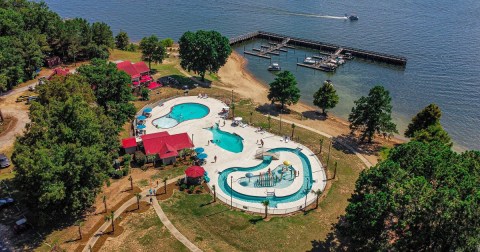 This Amazing Lakeside Campground In South Carolina Has Its Own Lazy River You'll Absolutely Love