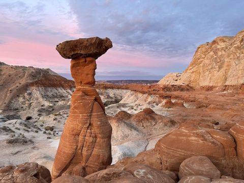 Hiking The Toadstool Hoodoos Trail In Utah Is Like Exploring Another Planet