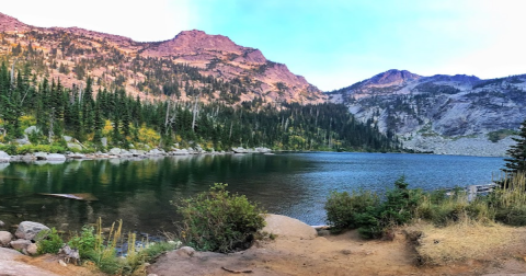 Hunt Lake In Northern Idaho Is So Little-Known, You Just Might Have It All To Yourself