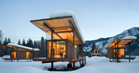 You'll Find A Luxury Glampground At Rolling Huts In Washington, It's Ideal For Winter Snuggles And Relaxation