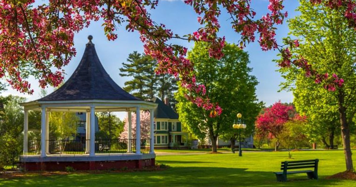 Lyndonville Bandstand Park: The Ultimate Family Destination In VT