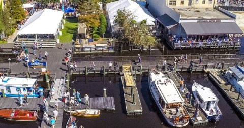 There's A Wooden Boat Festival In South Carolina And It's Just As Wacky And Wonderful As It Sounds