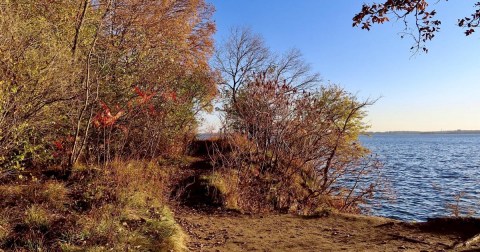 The One Hikeable Island In Wisconsin That's Simply Breathtaking In The Fall
