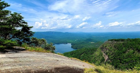 The 17-Mile Trail In South Carolina That Leads To An Extraordinary Lookout