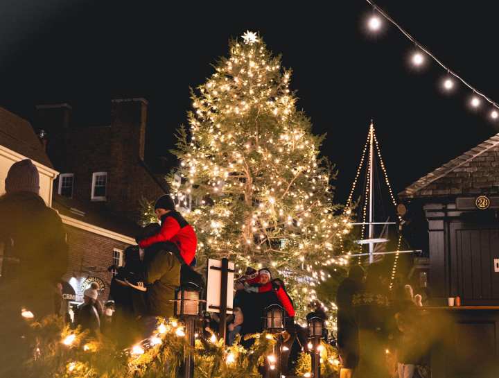 best towns to visit on christmas