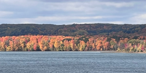 This Little-Known Scenic Spot In Michigan That Comes Alive With Color Come Fall