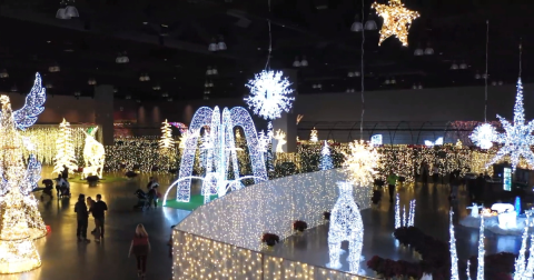 Immerse Yourself In A Real-Life Snowglobe At This Massive Indoor Christmas Lights Display In Connecticut
