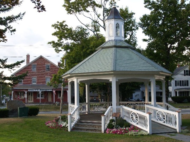 Peaceful Small Towns: Sutton, Massachusetts