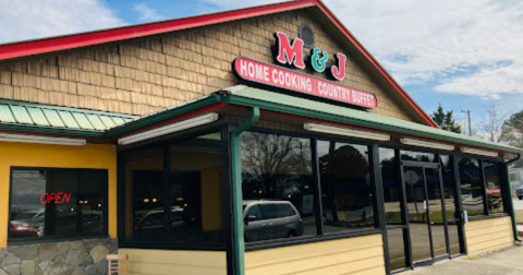 The All-You-Can-Eat Buffet At M & J Home Country Cooking In Georgia Features Downright Delicious Country Cookin'
